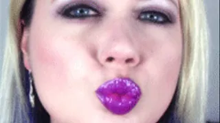 Woah Lips in Violetta