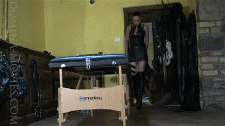 Corporal Punishment-Real Session with Italian Slave: CHAPTER ONE