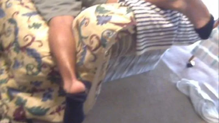 Malefootflava Presents "johnyy Tradeboy gets intense foot worship"