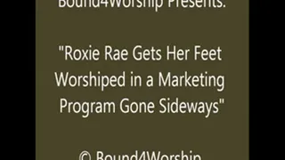 Roxie Rae Worshiped in an Ad - SQ