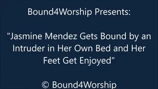 Jasmine Mendez Grabbed in Her Own Bed for Foot Worship