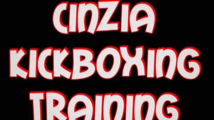 Cinzia kickboxing training