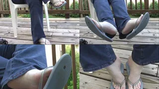 Blue flip flop (thongs)