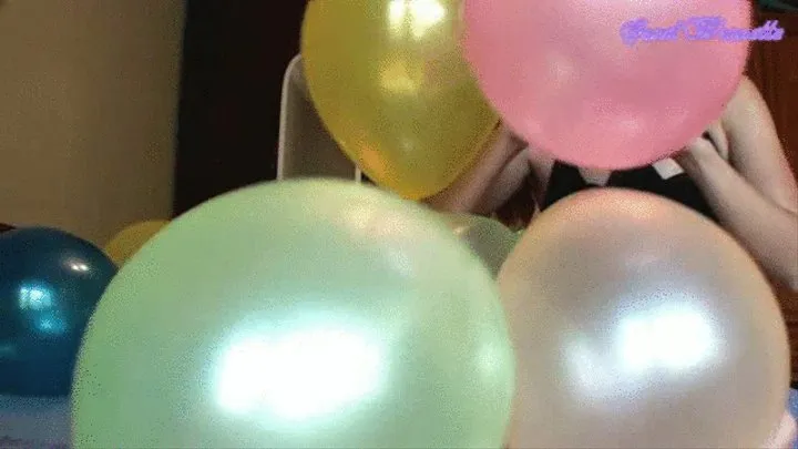 Pearl balloons,Busting by nails