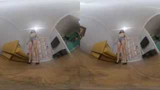 VR180 Stronger sexy woman, best quality