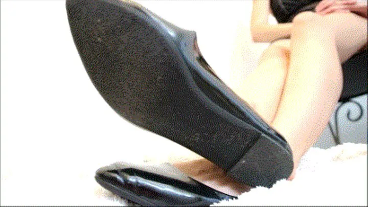 Ballet flats with rubber sole stoping hard on pillow