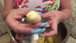 Blue Nails vs The Bananas - Best