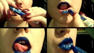 Blue lipstick 001