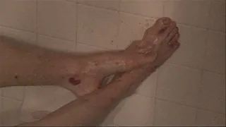 Tiffani Washes Cherry Pie Off Her Feet