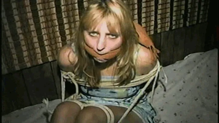 18 YR OLD MOTOR HOME BALL-TIED, CLEAVE GAGGED CABLE TIE TOE TIED HOSTAGE