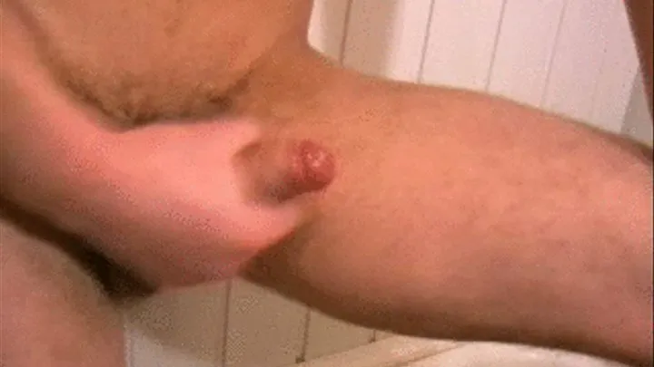 Knut piss and wanking in shower Part 04