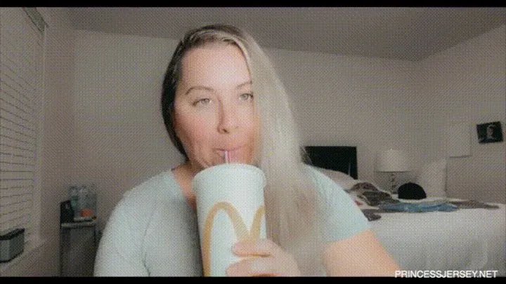 MCDONALD'S FARTS LOUD AND BUBBLY