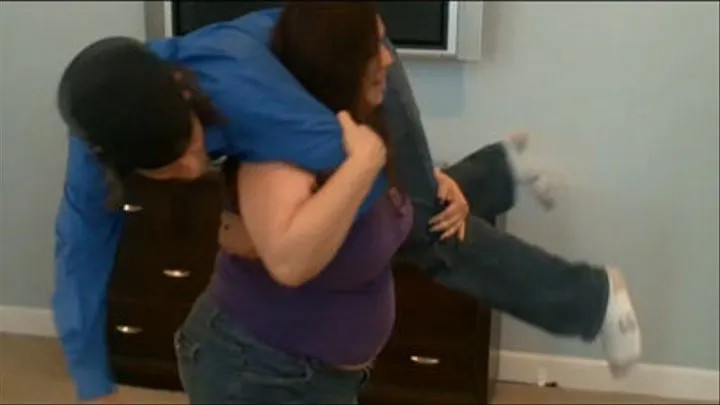 HandyMan Gets Lifted By BBW