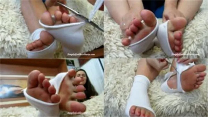 Foot Show & Toes Play With White Socks Cut Off (custom video)