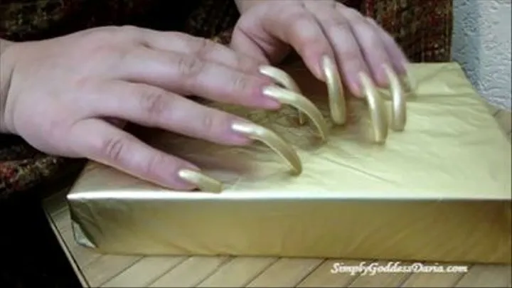 Golden Nails Packing Gift