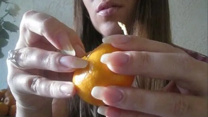 Clear Nails VS Mandarin