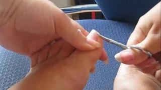 Trimming My Long Toe Nails(lower resolution)