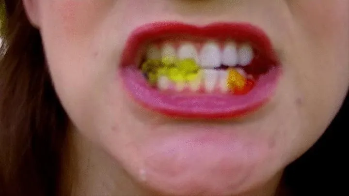 Chewing Gummy Bears in - Close up and in between the teath!