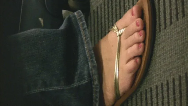 Candid Long Toes in Flip Flops up at the Airport Part 1