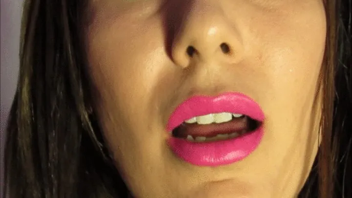 PINK LIPSTICK SPIT MOUTH FETISH