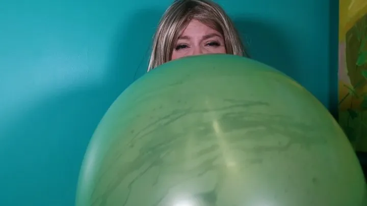 It&#039;s Not Easy Being Green: Balloon JOI