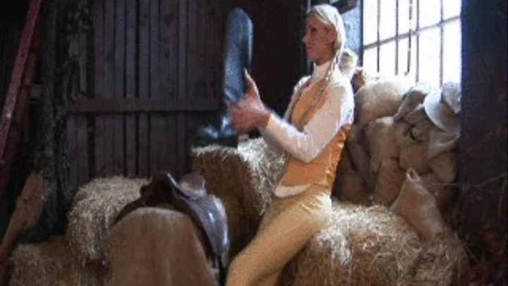 Chacha in tight ridingboots 3