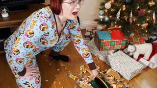 Ami's Christmas Spanking