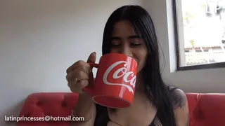 Rose Drinks Coke Because Makes Her To Burp