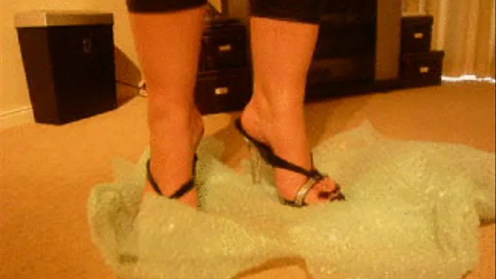 Bubble Wrap Foot Popping