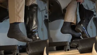 Trapped under Tanja's well worn boots - Cam 1