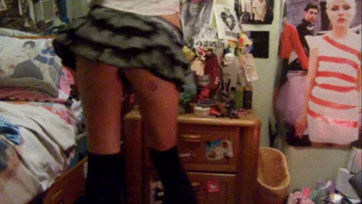 Skirt Ass Worship