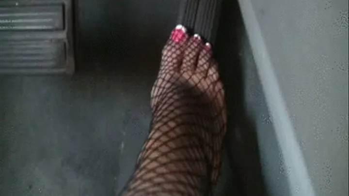 Sahara Driving her Van in FISHNETS Stocking