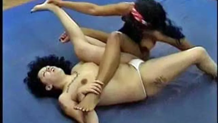 Ebony Betty vs Black Vixen Gotti Getto Fight Part 03