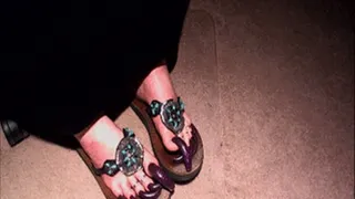 01.15.2014 Arinda Feet: Flip Flops in January Again Zune