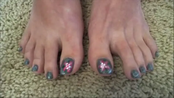 Painting My Pewter Toes with Flowers MP 4