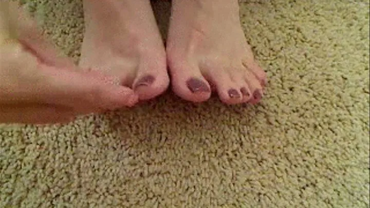 ToeRings on sexy milf toes