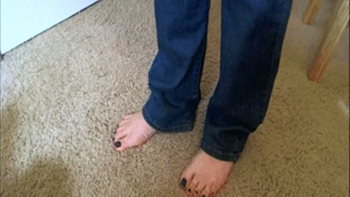 Black Glitter Toes in Blue Jeans 020914