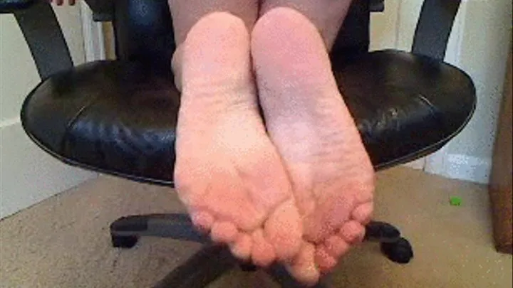 Winkled Soles Foot Fetish Tease