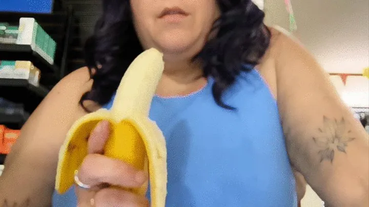 Sexy BBW Banana At Work