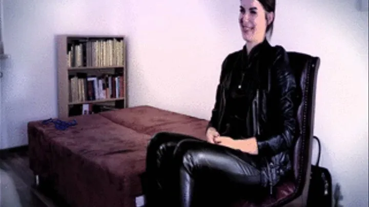 Klara And Weronika - Footrest And Dangle During Interview - Art1 - 960x540