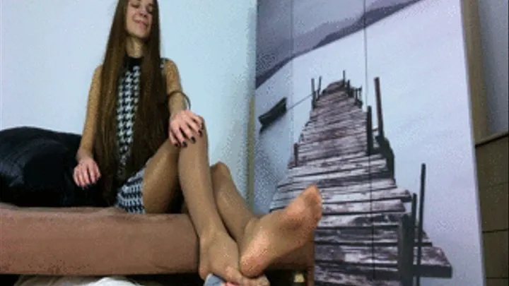 2 Clips - Perfect Legs And Feet Of Ania