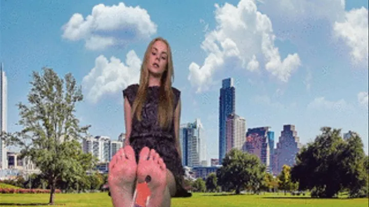 Giantess Clean Worship And Splash - Near City