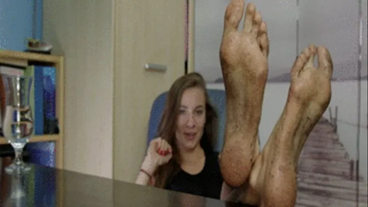 Larisa - Lick Dirty Feet On Desk - Polish Language - Full