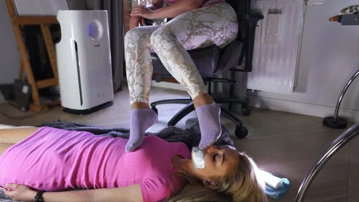 Helena Under Desk Of Boss Weronika - Violet Socks