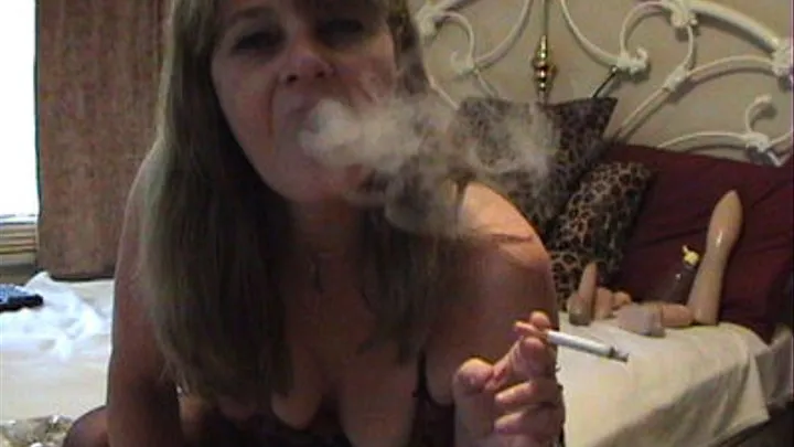 Hot Smoking video with anal fucking using my dildo