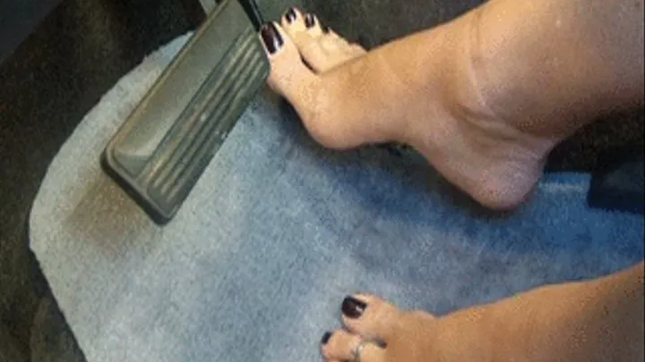 Katie's Hot Bare Feet