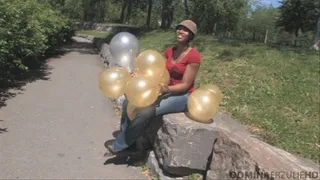 Siver and gold balloons (IPod MP4 )