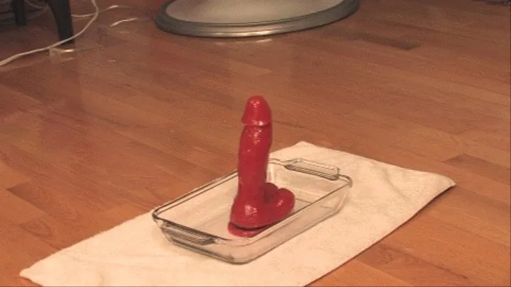 Peeing on red dildo (IPod MP4 )