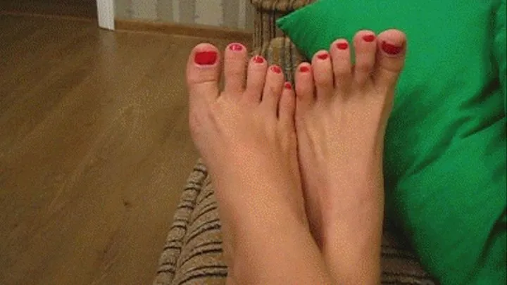 pretty feet and toes. (foot smelling)