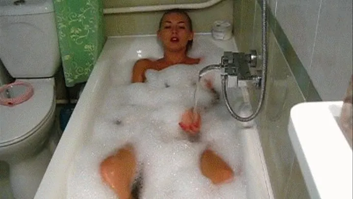 Sexual blonde in the foam (shower scenes)